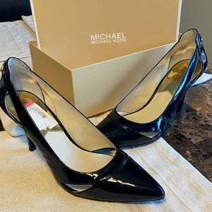 Michael Kors, black, size 10 low heels